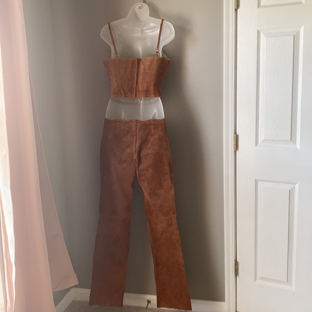 Wilson’s 100% Leather Two-piece - Picture 5 of 9